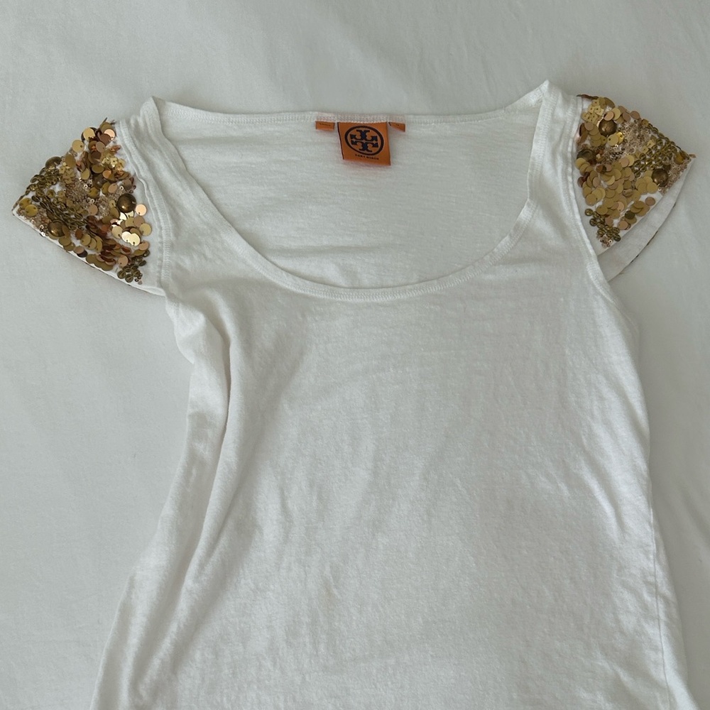 Tory Burch White Tee with Gold Sequin Sleeves M vacation perfection